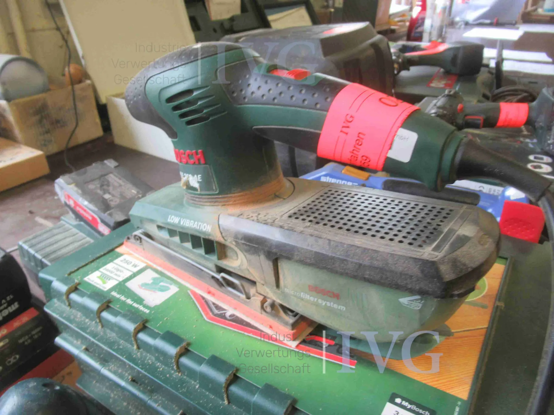 Schwingschleifer BOSCH PSS 250 AE
